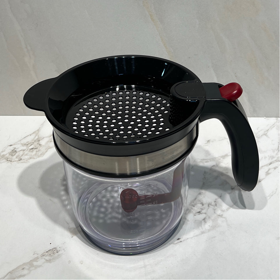 Gravy Dispenser