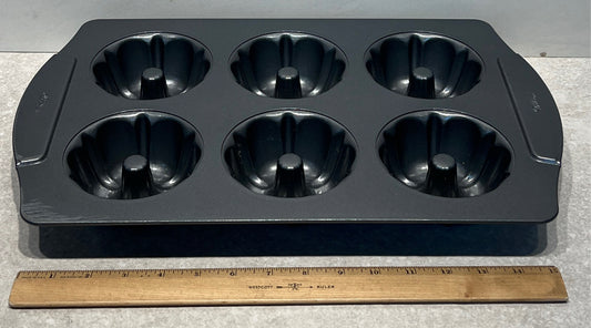 Wilton Baking Pan