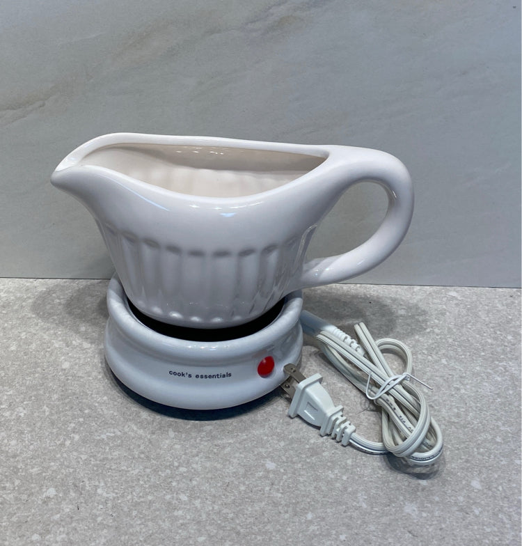 Gravy Boat With Warmer