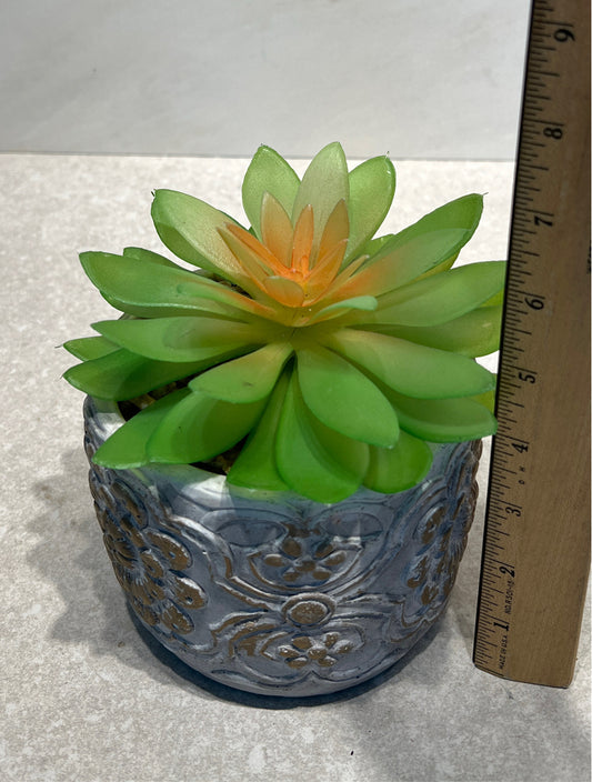Artificial Decor