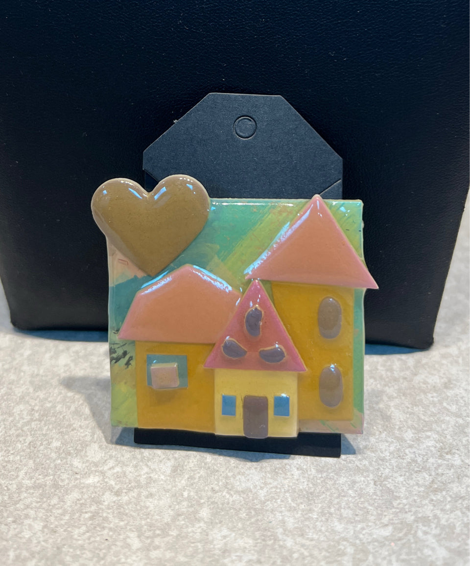 Lucinda Pin