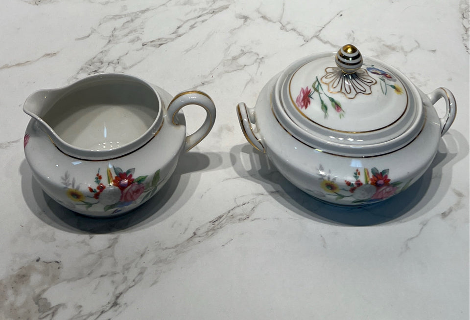 Sugar And Creamer