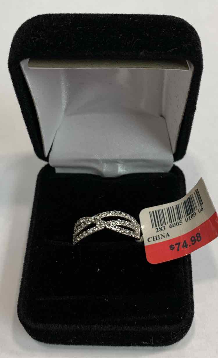 Sterling Ring - Size 7