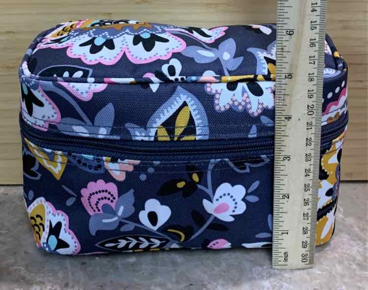 Vera Bradley Pouch