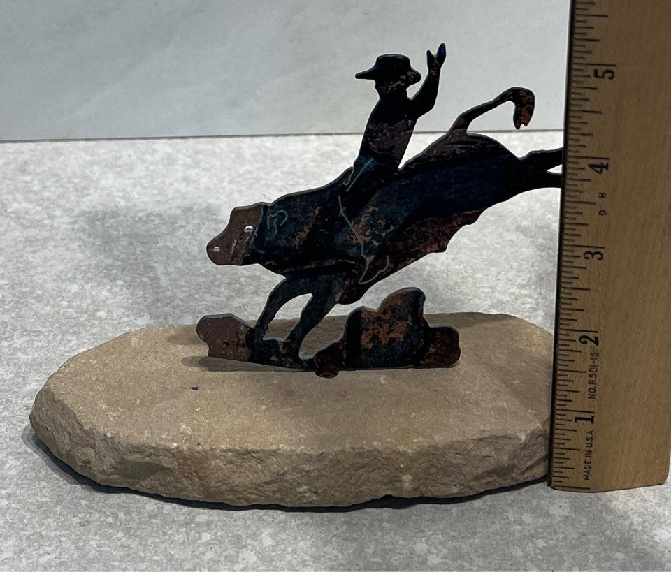 Figurine