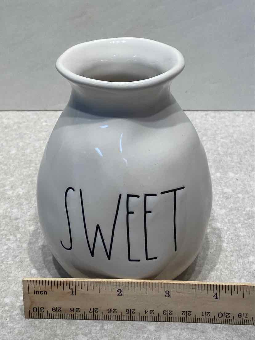 Rae Dunn Vase