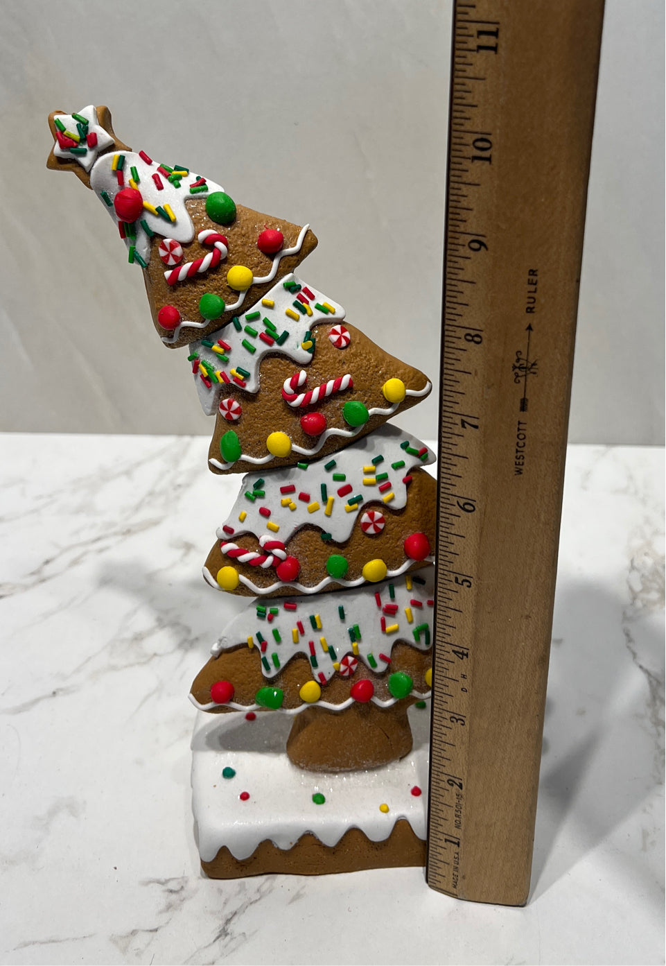 Gingerbread tRee