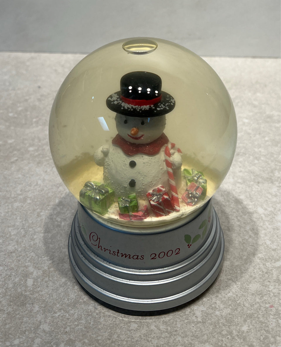 Musical Snow Globe