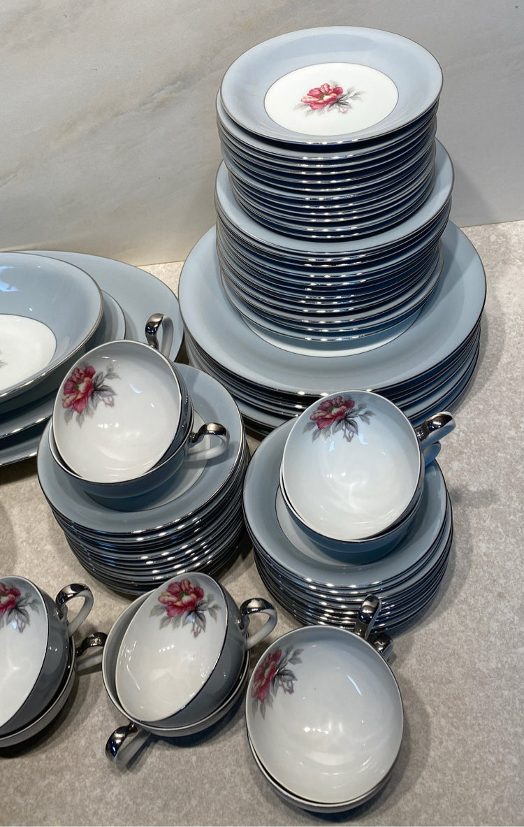 Seyei Dinnerware Set