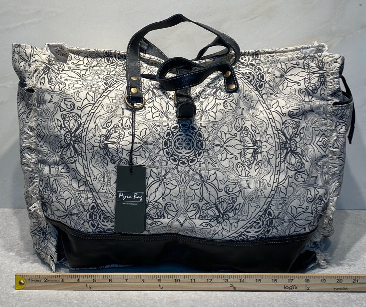 Myra Weekender Bag