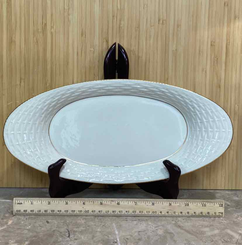 Lenox Tray