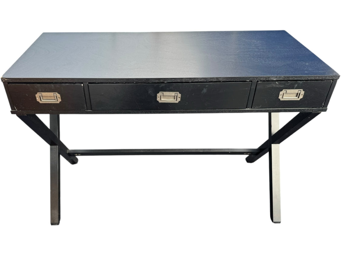 Black Desk