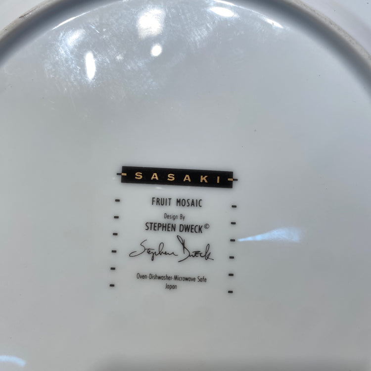 Set of 4 plates
