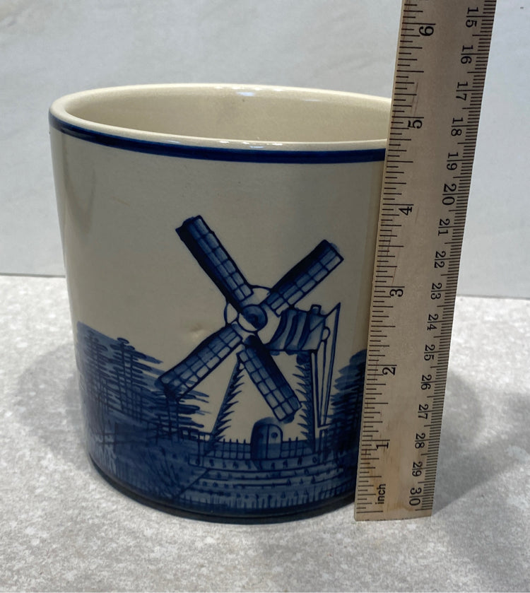 Delft Planter