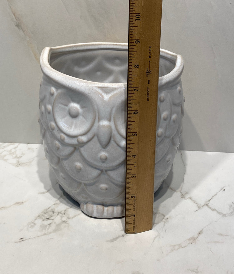 Owl pLANTER