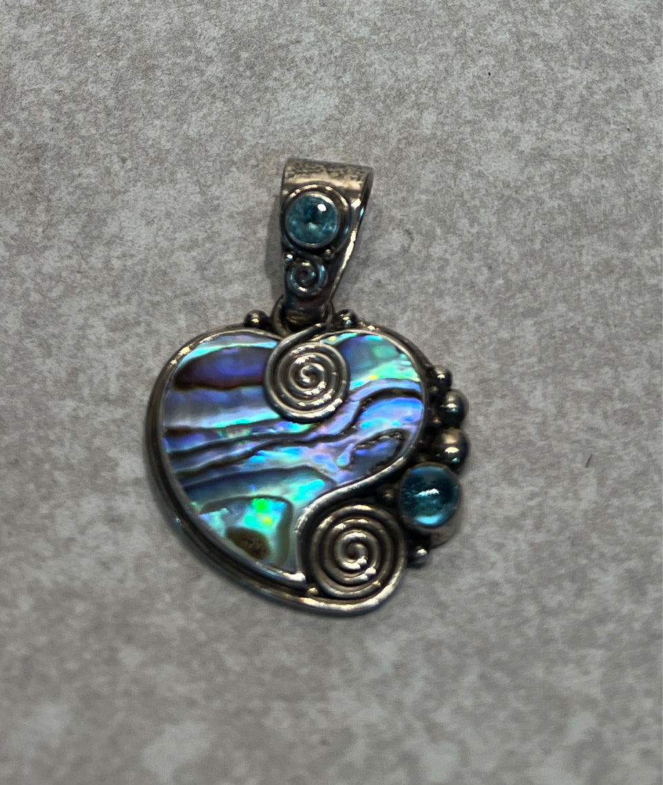 Sajen Sterling Pendant