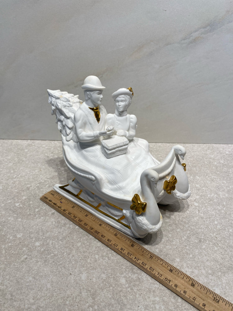 Lenox Musical Sleigh