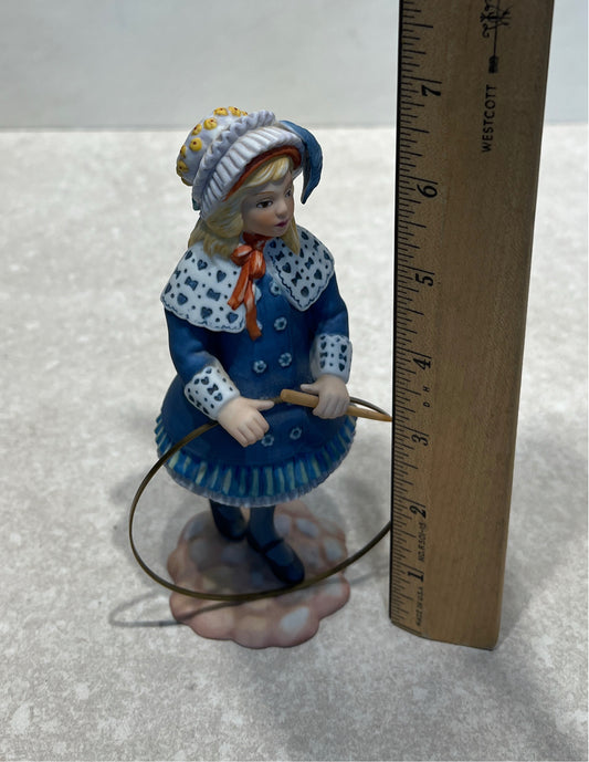Lenox Little Girl With Hoop
