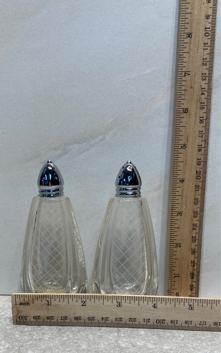 S + P Shakers