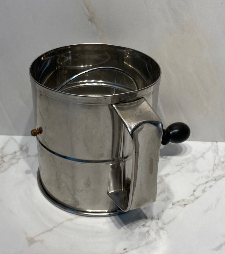 Flour Sifter