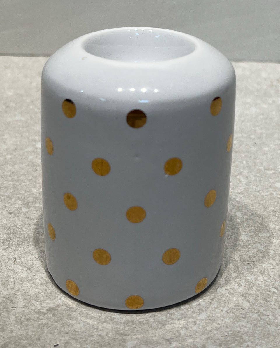 Candleholder