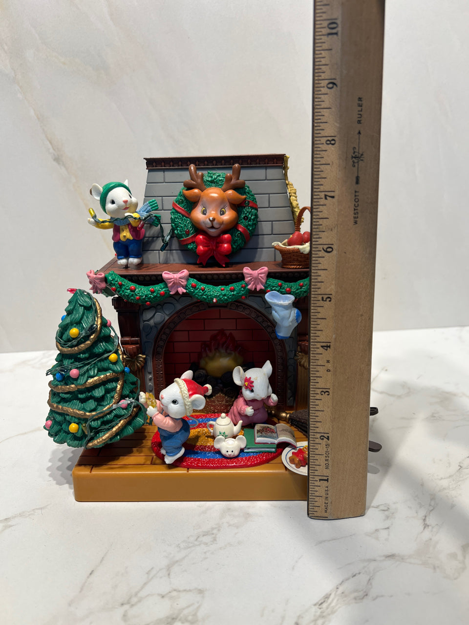 Christmas Fireplace Scene