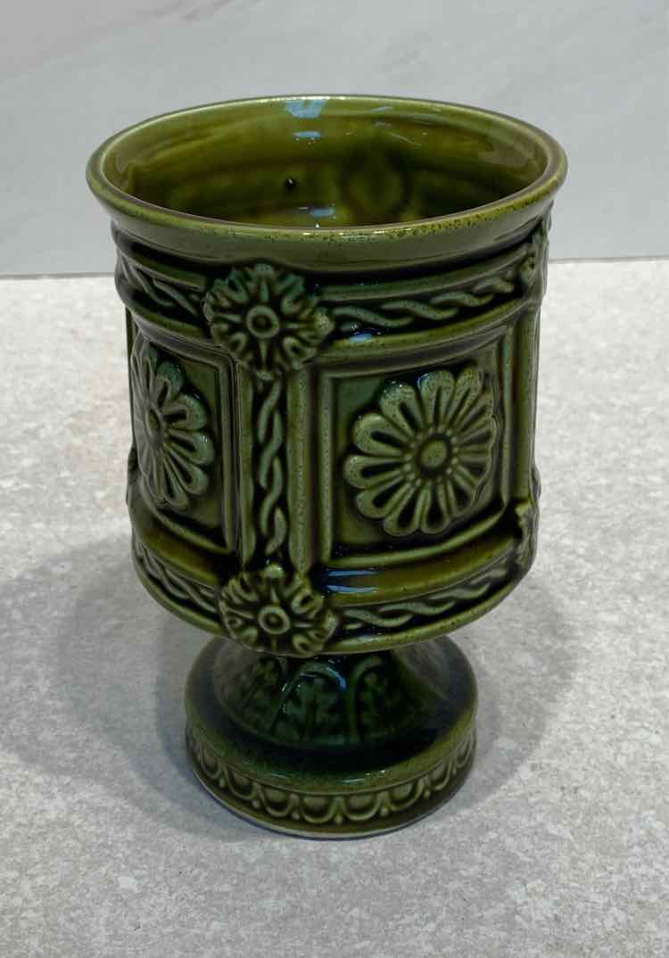 Daisy by Brody Planter