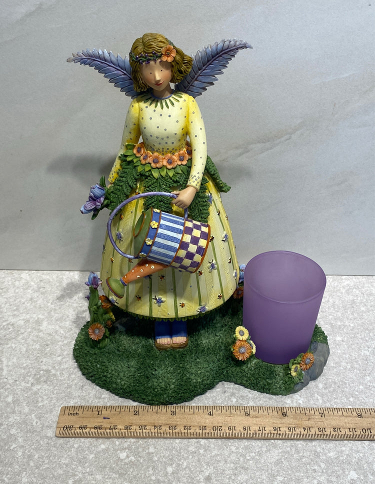 Debbie Mumm Botanical Angel