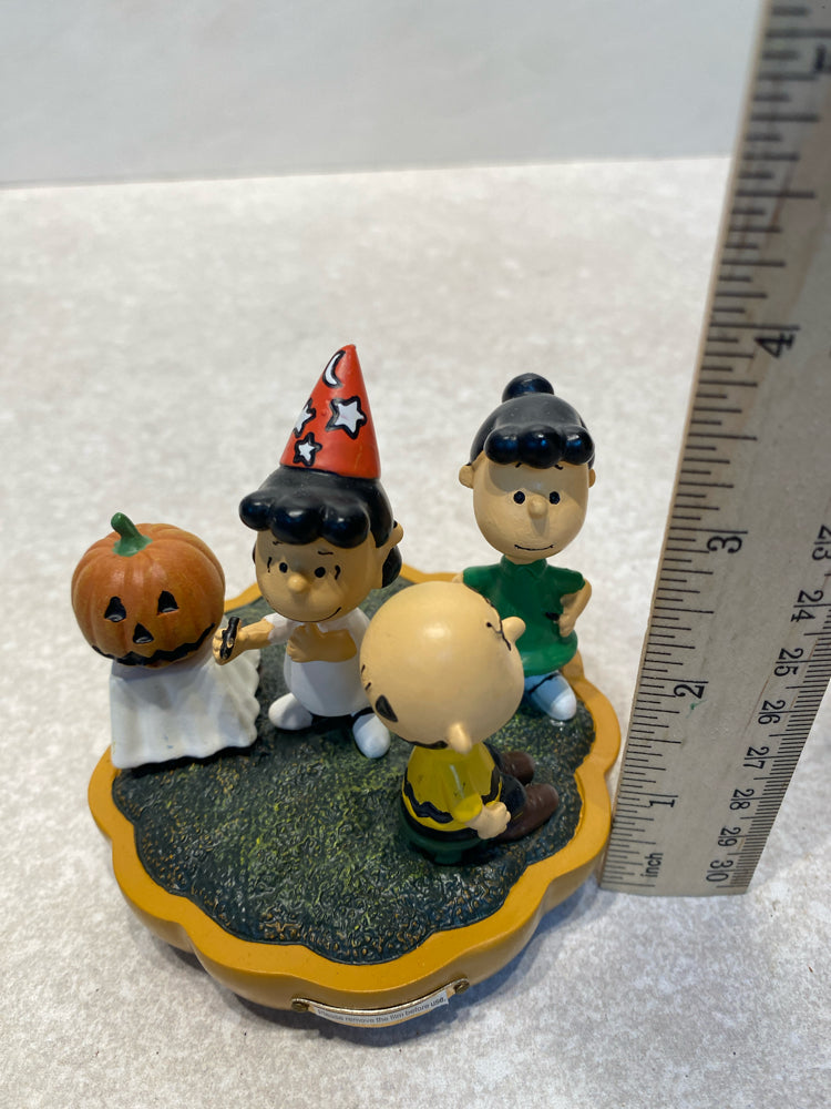 Hawthorne Village Collectable