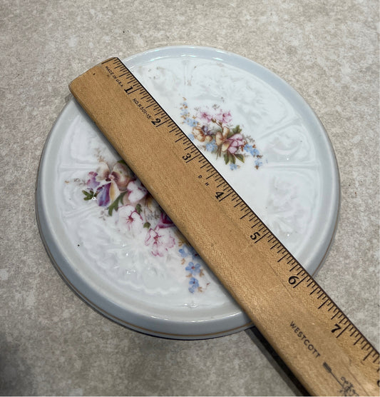 Trivet