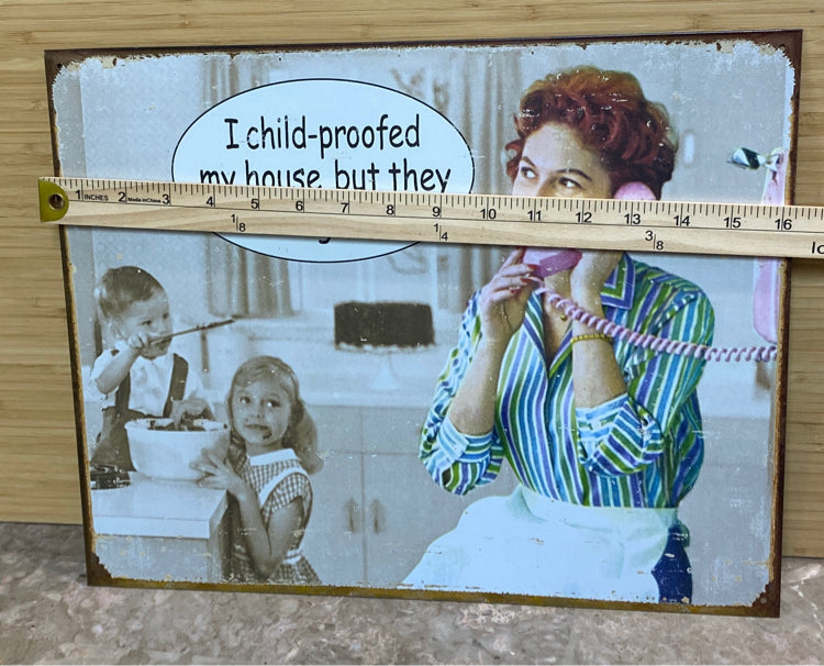 Tin Sign