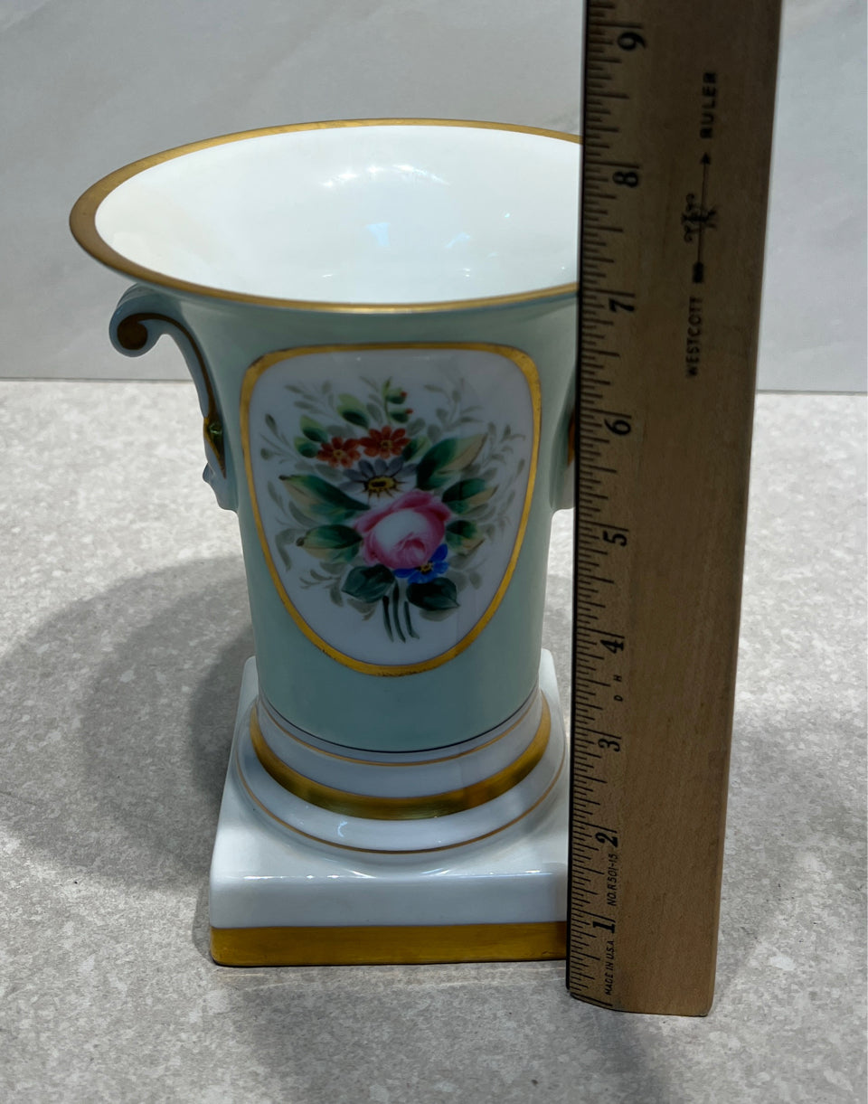 Vista Alegre Portugal Vase