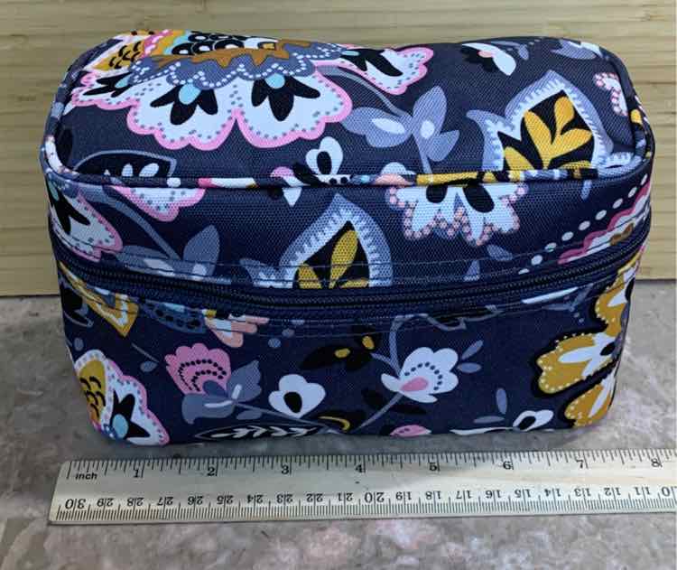 Vera Bradley Pouch