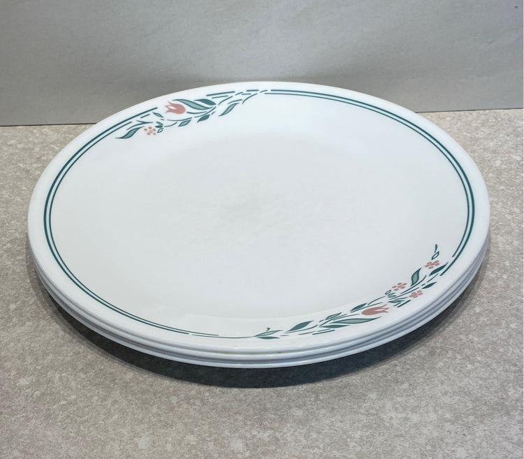 Set of 4 Corelle Dinner Plates