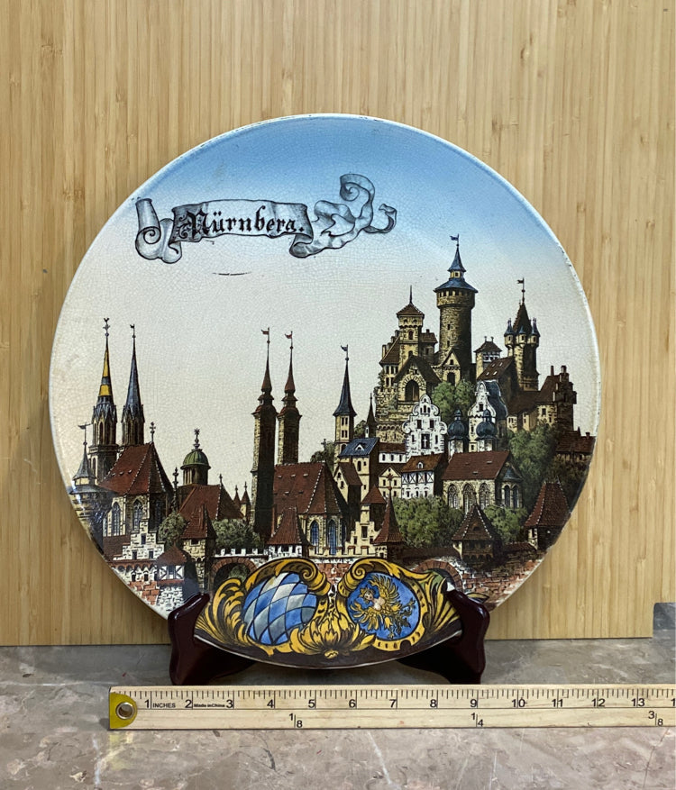 Villeoroy and Boch Large Plate 222