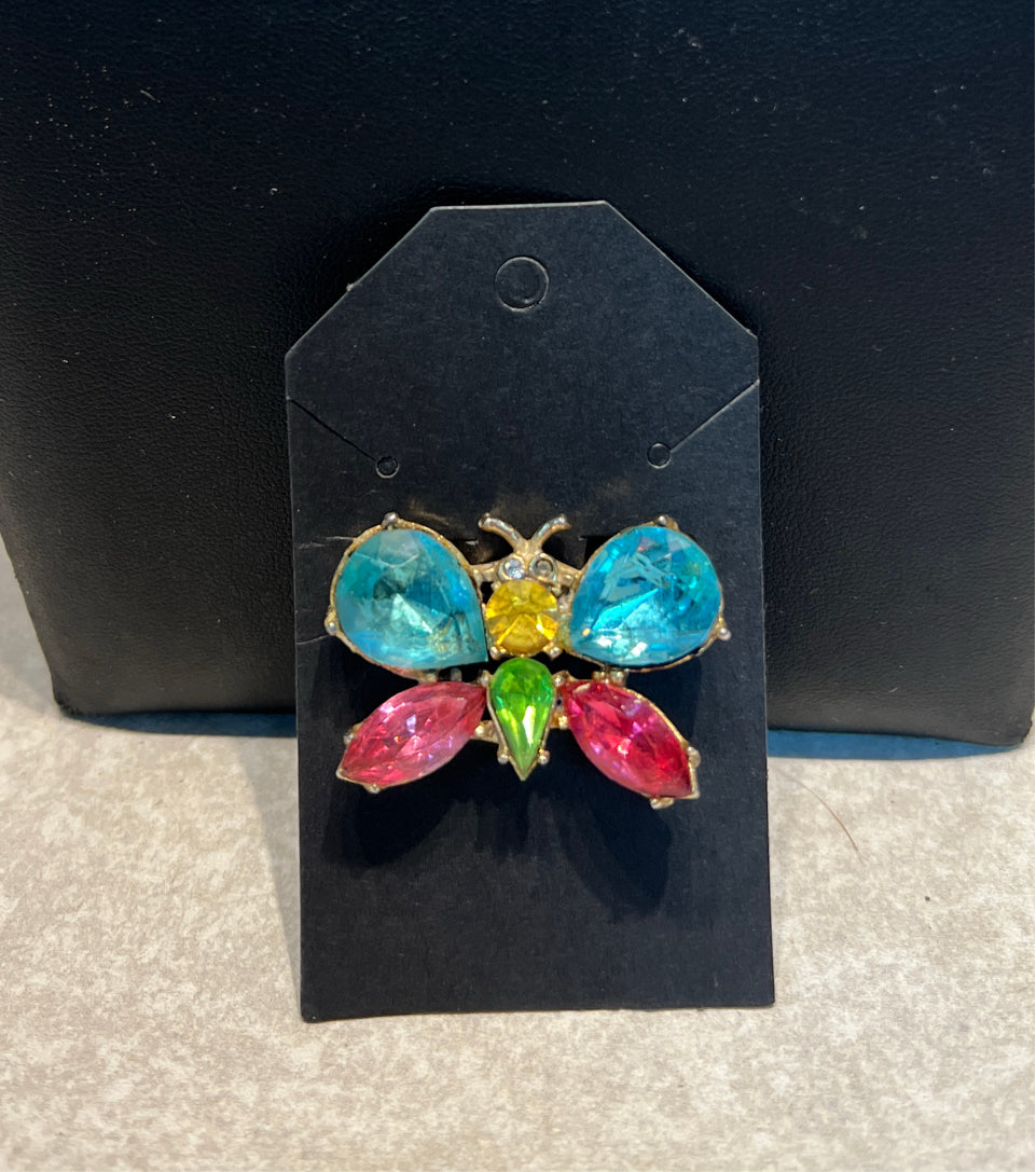 Coro Pin