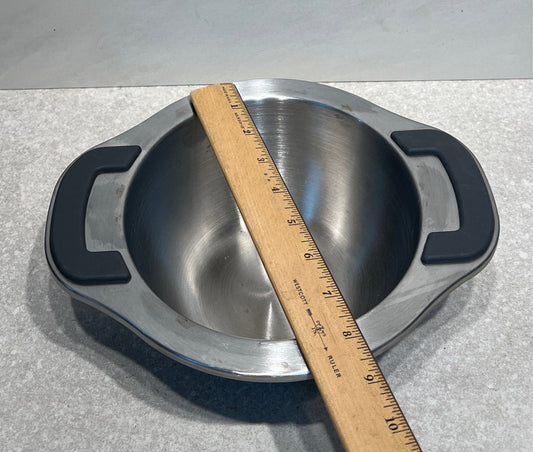Pampered Chef Bowl