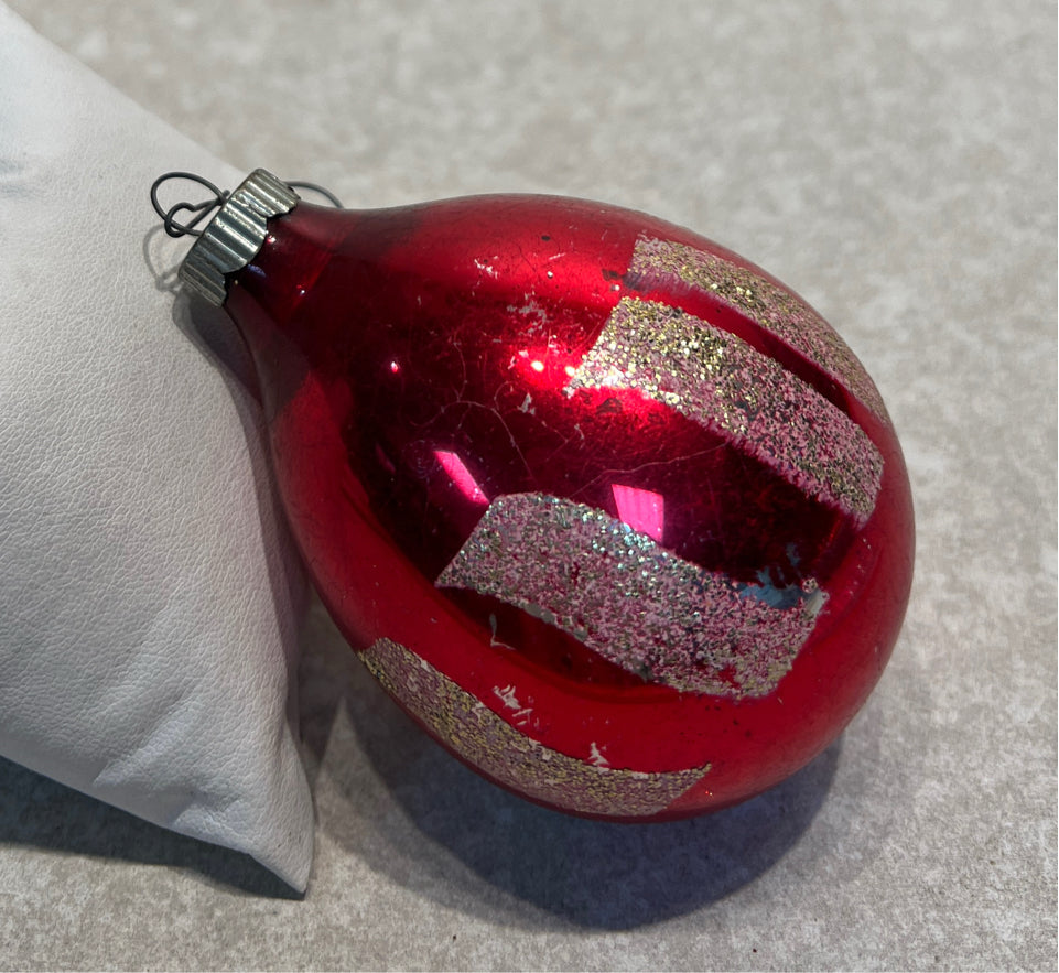 Vintage Ornament