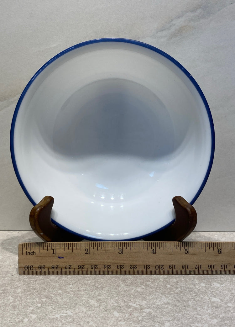 Set of 4 Corelle Bowls