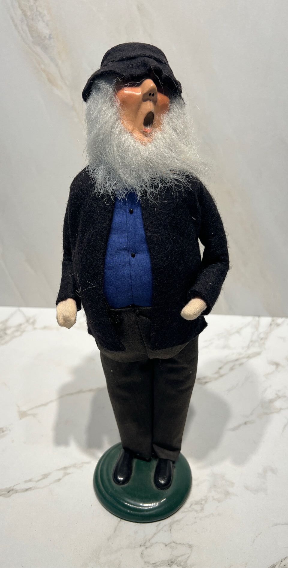 Byers Choice Caroler