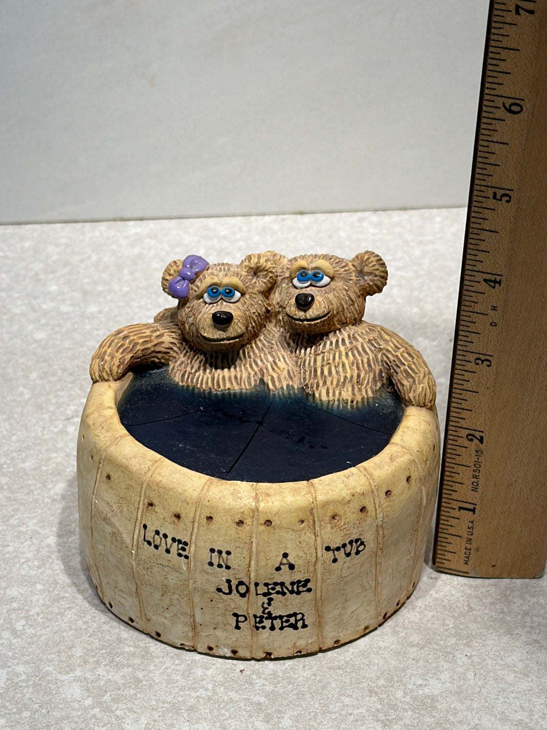 Figurine