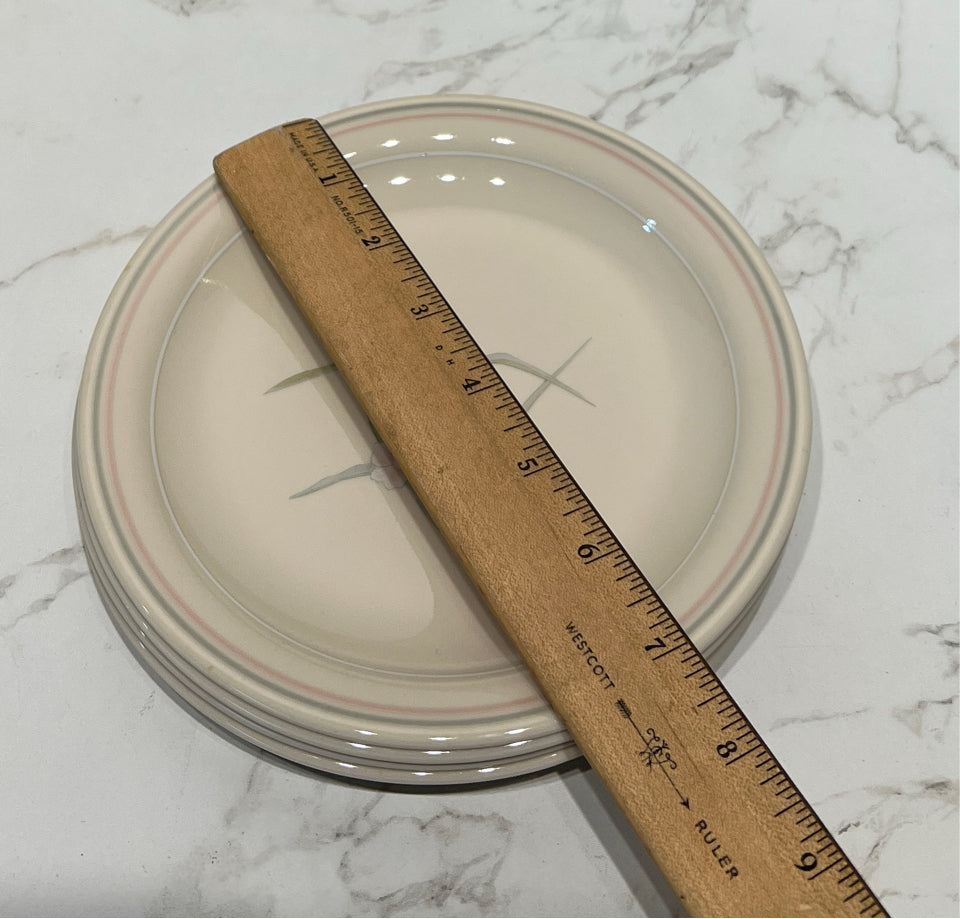 Set of 4 Corning Ware Plates