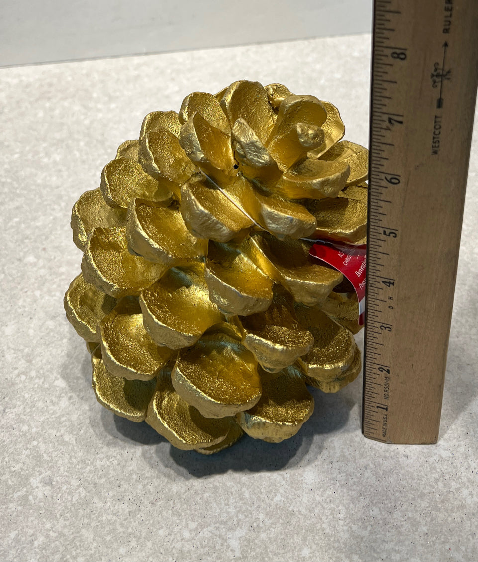 Christmas Pinecone
