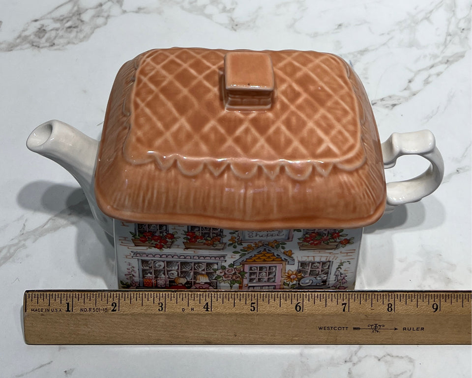 Sadler Teapot