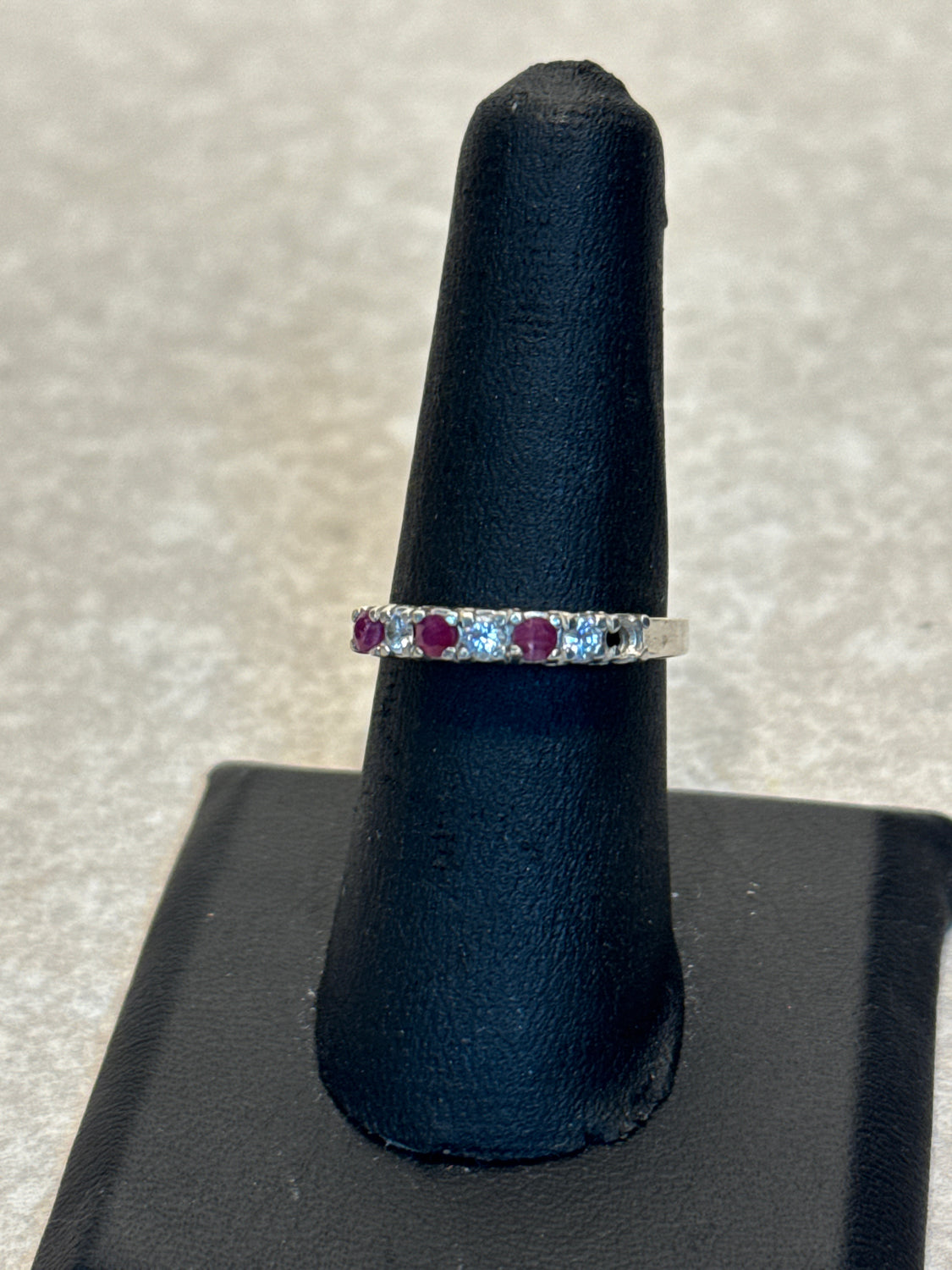 Sterling Ring - Size 7