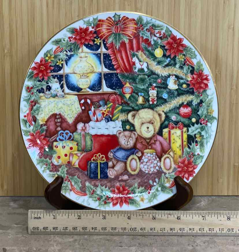 Royal Doulton Christmas Plate