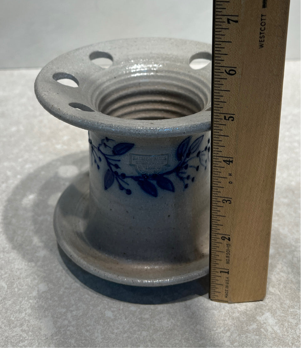 Salmon Falls Toothbrush Holder
