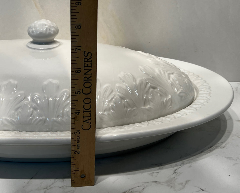 Covered Serving Dish