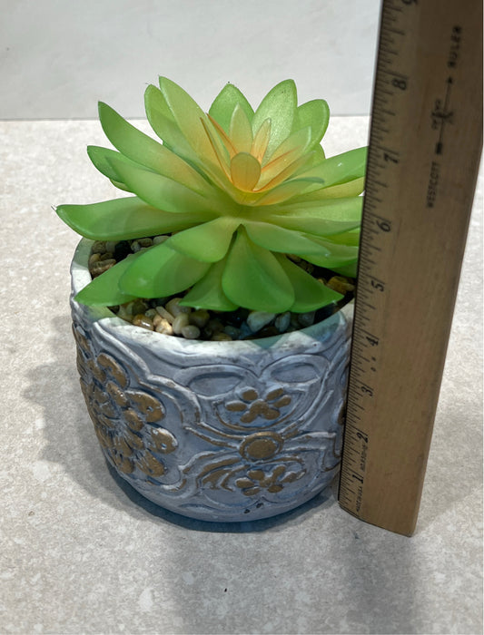 Artificial Decor