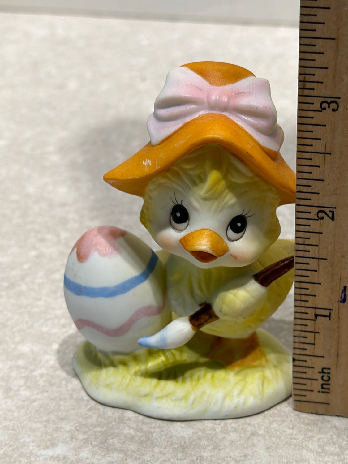 Lefton Chick